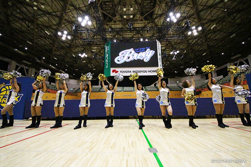 201718tipoff0003.jpg